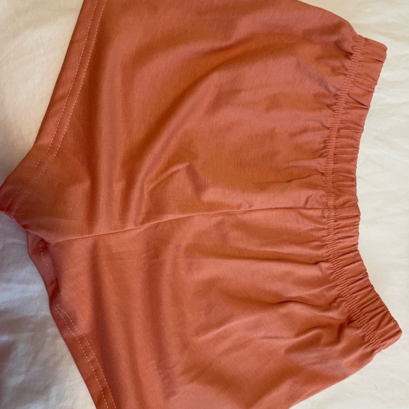 Scoop Neck 3pcs Tank Tops and Track shorts - Picture 3 of 4